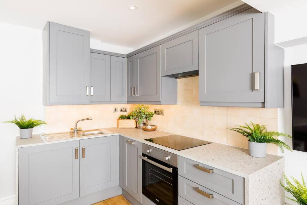 Fabulous Ground Floor Apartment. Great Malvern Luaran gambar