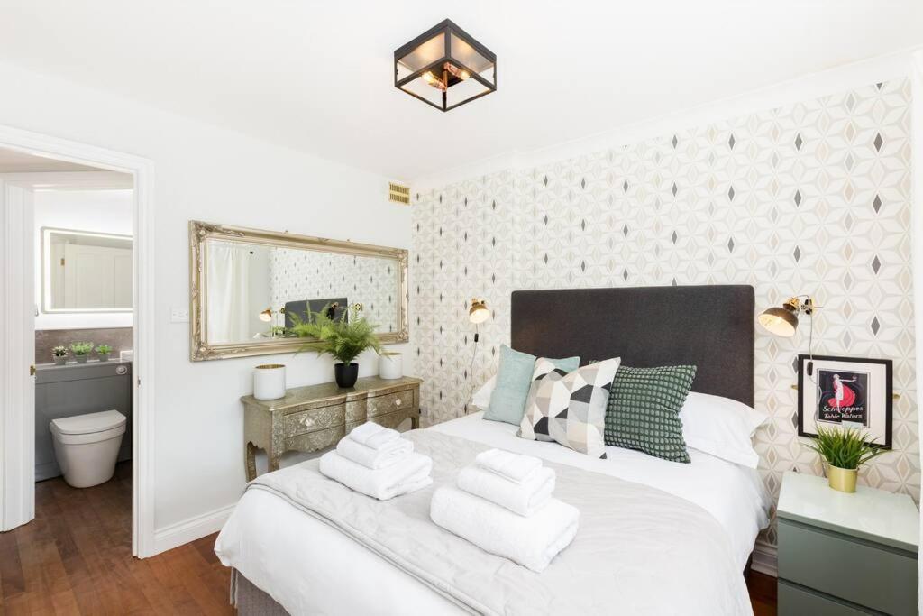 Fabulous Ground Floor Apartment. Great Malvern Luaran gambar